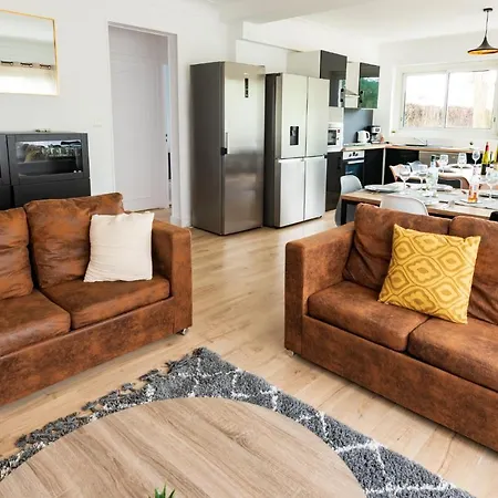 Garden - Maison Spacieuse Et Jardin - Proche Centre ゲストハウス 4*