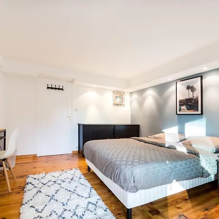 Garden - Maison Spacieuse Et Jardin - Proche Centre ゲストハウス ショレ